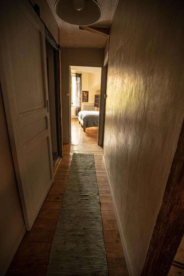 Le Refuge Cérétan, grand et bel appartement mansardé en plein centre Esterno foto