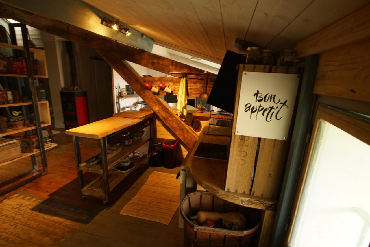 Le Refuge Cérétan, grand et bel appartement mansardé en plein centre Esterno foto